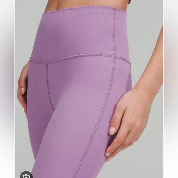 Lululemon Wisteria Purple 25” Aligns Size 6 - NWOT - Picture 2 of 5